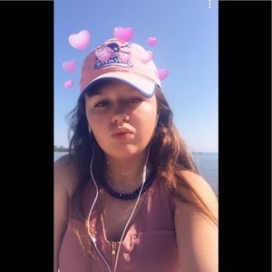 Meet your Posher, Kayla